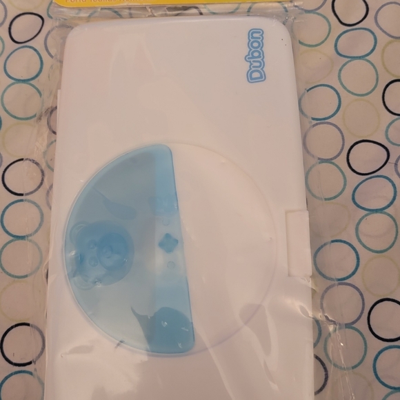 Wipes Container - Picture 2 of 5